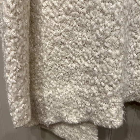 Pacsun Fuzzy Cream Cardigan - Picture 5 of 5
